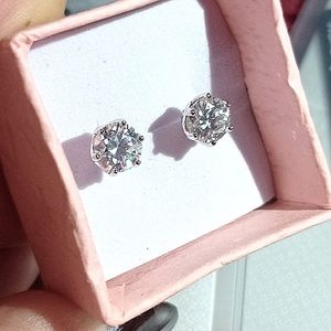 1.0ct 5mm Real Moissanite Crown Setting Sterling Silver Diamond Stud Earrings